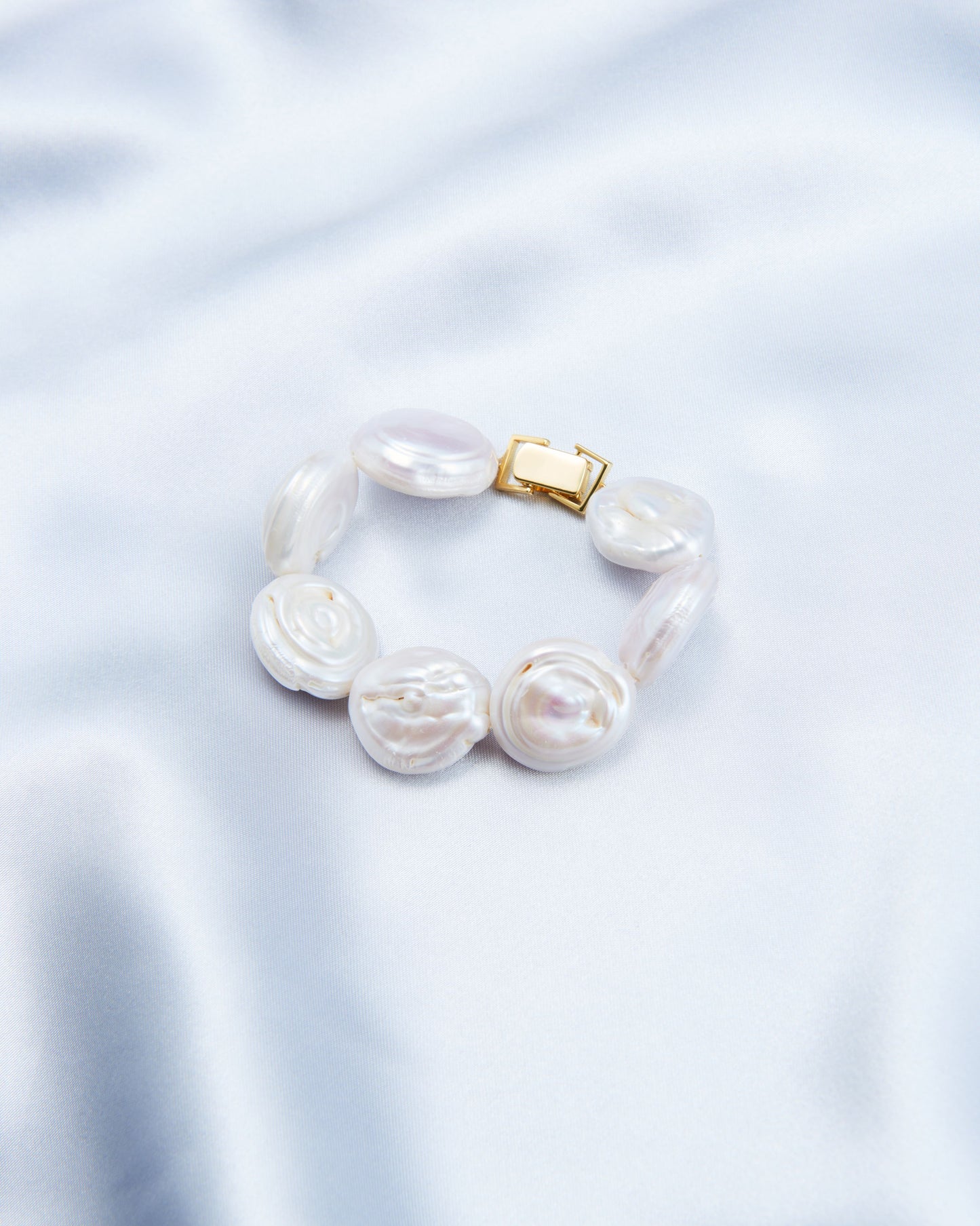 Roman Elegance Baroque Pearl Bracelet